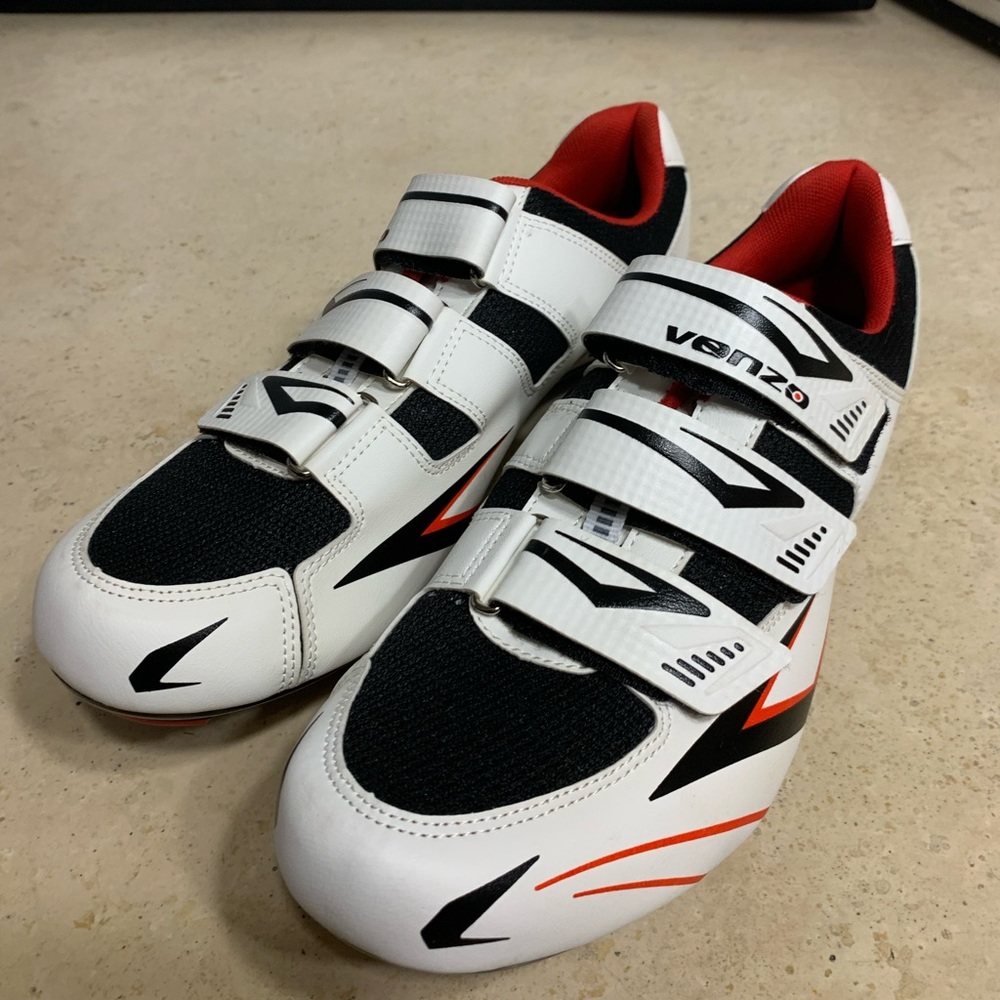 New women’s cycling or spinning shoes 🚵‍♀️